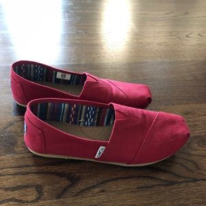 BRAND NEW Red Canvas Toma